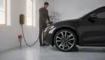 Die wallbox 11kw förderfähig typ 2 app steuerung e auto laden garage fi integriert smart test leistung set modern im Fokus